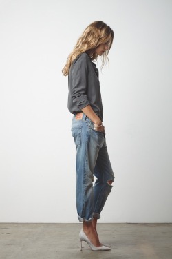 naimabarcelona:Levi’s 501 customized &