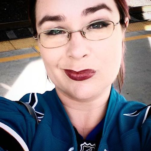 Game face #gosharks #sanjosesharks #playoffs #goforthecup #stanleycup #teamspirit #uniform #girlsinuniform #jersey #goalie #sexy #sexygram #selfie #gameface #beatla #sharkscolors #SharksSocial #nhl #sharksterritory