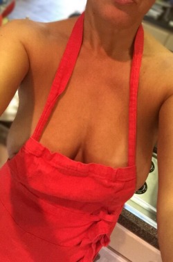 findingmeafter40:  Although sometimes I need to don an apron to protect the tatas.