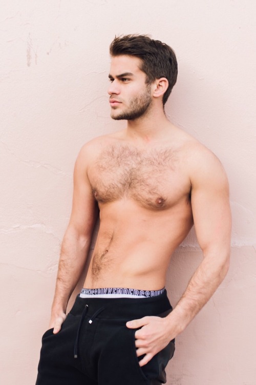 Drop-Dead Gorgeous Men