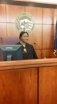 vonreignssupreme:  beautifulblackwomenofthenet:  Congratulations to Jasmine Twitty for being appointed as a Judge in Easley, SC at age 25. She is a member of our Upstate Network Young Professionals Executive Board. Congratulations! ‪#‎historymaker‬