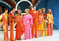 theretrouniverse:  The Brady Bunch Varity Hour (1976-1977) 