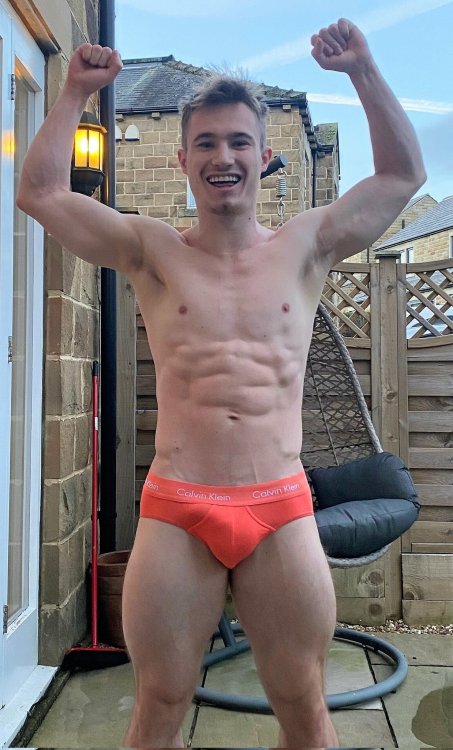 packjoker:Jack Laugher