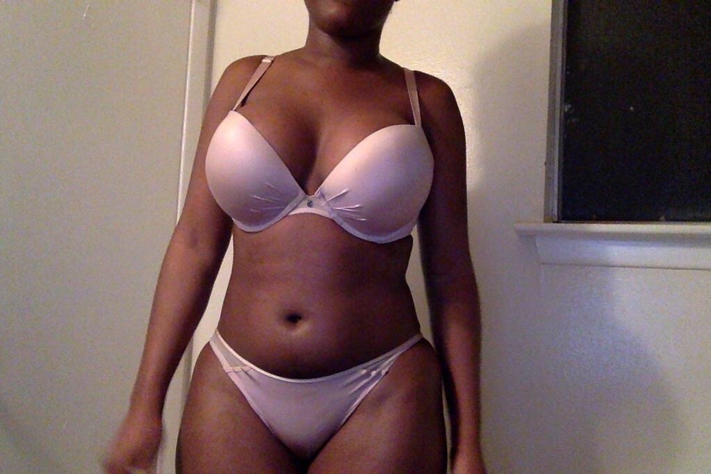dumptruckthicc:  Lingerie game strong Pt.2