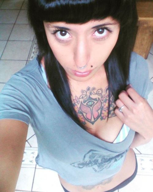 #mcntd #familiatatuada #skinkgirls #altermodel #ameliecat #inkedgirl #eyes #tattoolove #tattogirl #s