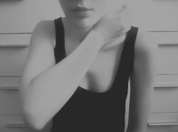 be-cutfree-and-hope:   Follow a depression blog with a little pinch of happiness. 
