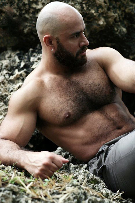 grade-a-beef:  fuckyeahdaddies:  Loads of Daddies at Fuck Yeah Daddies.Click Here to Follow Fuck Yeah Daddies.      (via TumbleOn)