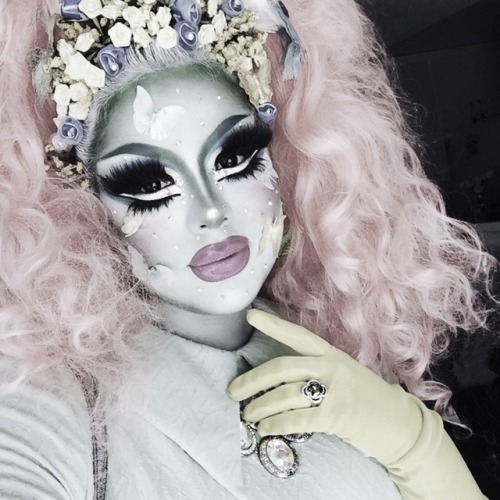 tittiesmattel:Favourite Queens: Creme Fatale[When asked what advice she has for girls who face misogyny within the drag 