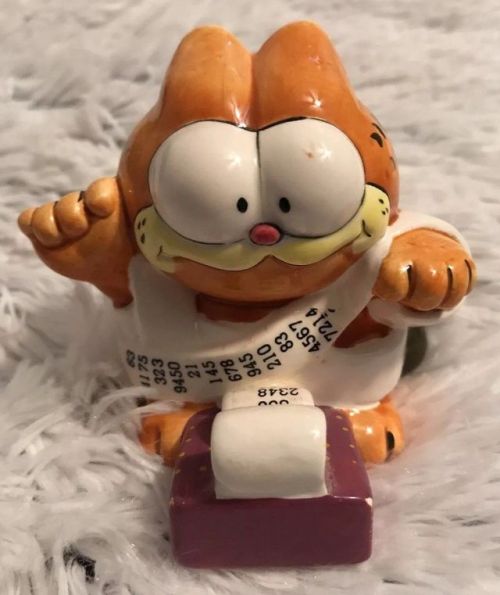 cursedgarfield:Vintage Enesco 1981 CPA/ Accountant/Tax/adding Machine Ceramic Garfield Figurine