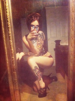 ladystilts:  Maybe I just did squats in these heels, maybe I didn’t. 