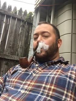 dutchbear74:  Pipe smoking studs