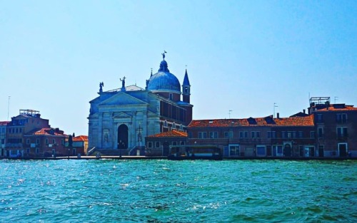 #santissimo #redentore #venezia #laguna #italiahttps://www.instagram.com/p/B2JzV_MCu73/?igshid=1sm