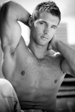 malecelebpits:  Kevin Ten Hoeve, Athlete