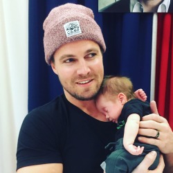 Lovekfinch:  Last Year Stephen Amell Was Kind Enough To Cheer Me Up When My Baby