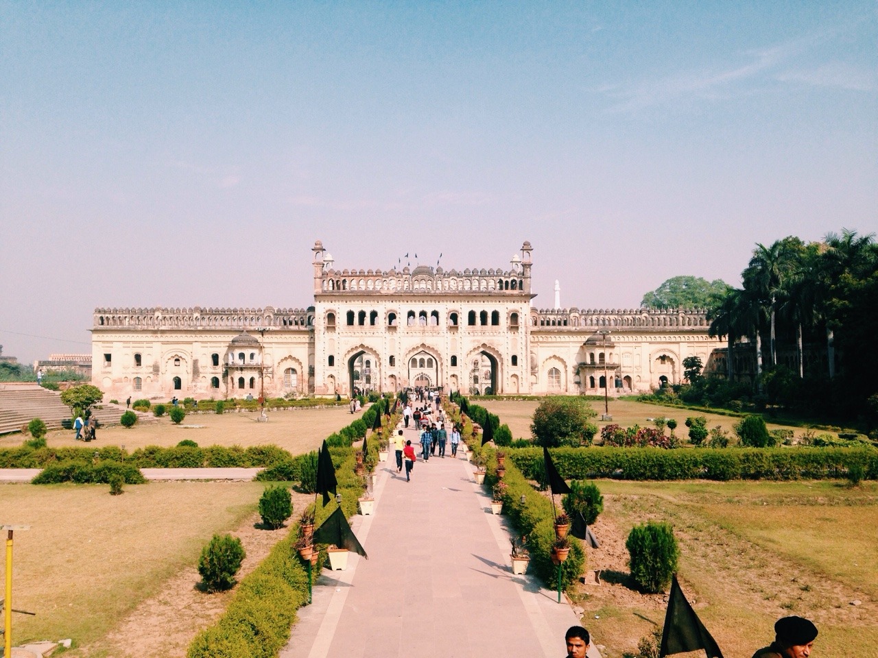 jasminvoegtate:bennetttttt:Bara Imambara / Asafi Masjid in Lucknow, India.  This