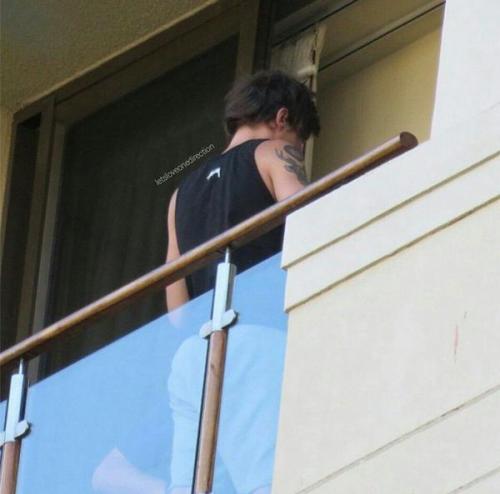 proudoflou: Louis on his hotel balcony in Cape Town! 4.1.15 