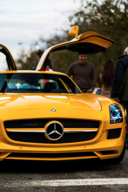 classyhustler:  Yellow SLS 