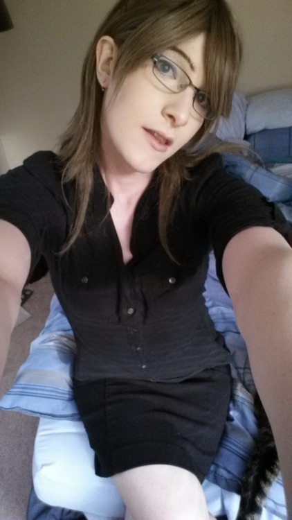 cat-tayler:  Hey y'all, It’s going to be a busy weekend, but I’ll get to your messages when I can! :3 In the meanwhile… here are some pics!