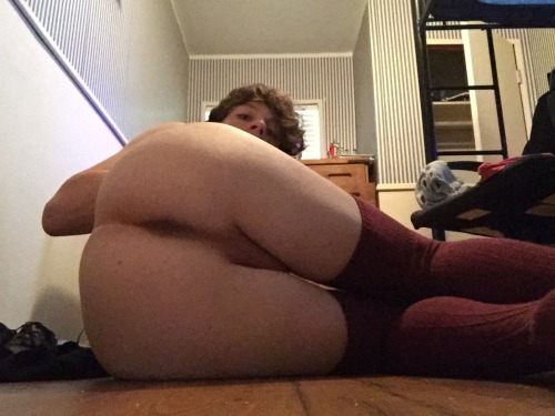 cuteboyghost:  Ass + Socks compilation