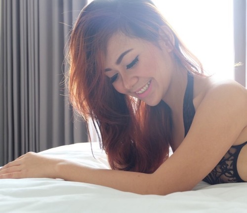 aseangirl: Ria vallensia &lt;b&gt;AseanGirl.tumblr.com&lt;/b&gt;