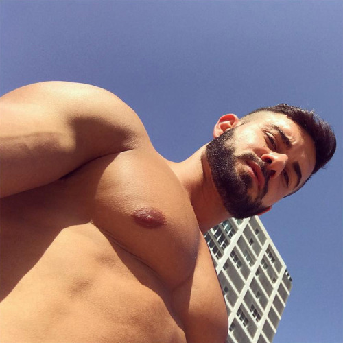 nicephysiques:  @modtlv