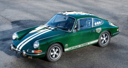 itsbrucemclaren:  //// Ready to Race  ///—  The 2.0L Cup, a single make racing series reserved for two-litre  short-chassis Porsche 911s, has proved to be among historic motorsport’s  greatest success stories in the last two years, its close combat