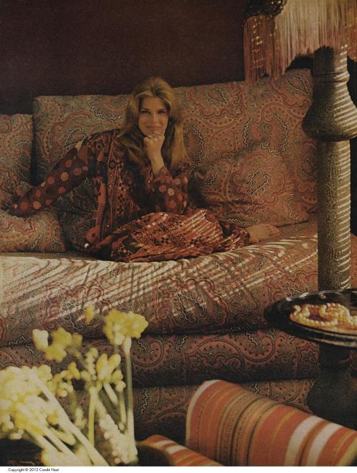 1970saesthetic:1971
