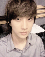 jinyoungnie-blog:  favorite jinyoung selcas ´･ᴗ･` 