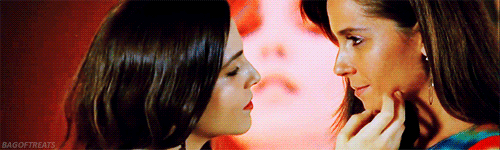 the-inspired-lesbian:  👭