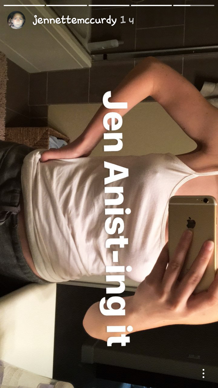 davlet33:  Jennette McCurdy