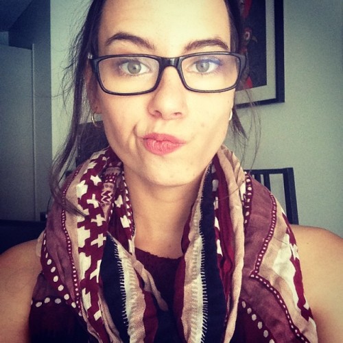 lion-hearted-girl-:Probably not scarf weather but screw you I do what I want. #lesbian #scarvessss #