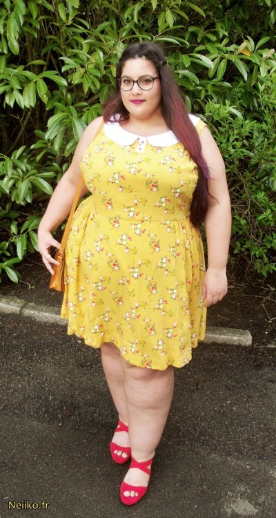 neiiko:I love my first modcloth dress, it’s a size 4X, I bought it a while ago during winter sales, 