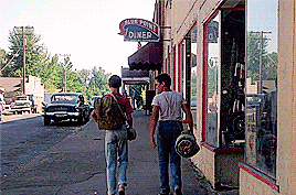 eggogorgon:Gordie Lachance and Chris Chambers in Stand by Me (1986)Although I hadn’t seen him in mor