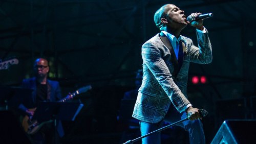 maybso:LESLIE ODOM JR.The Hamilton star kicked off his set with a jazz band-backed rendition of the 