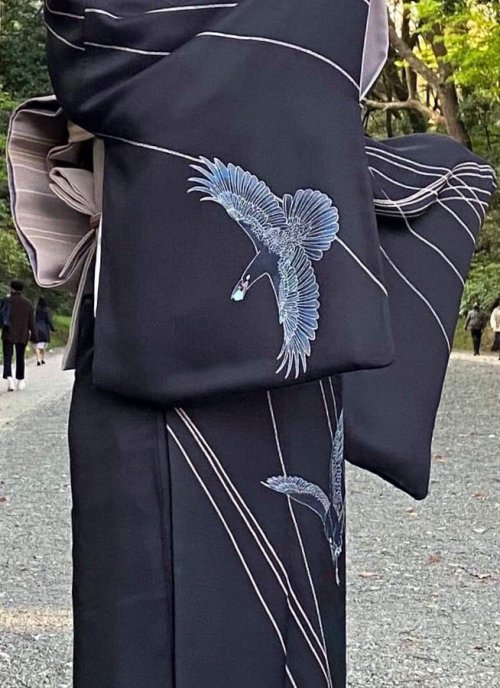 Fantastic Yatagarasu (three Legged Crow) Kimono, By Yuuzen Master And Modelled By Kanzashi Artist Sakae
