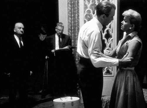 lentecreativo:  &ldquo;The man who knew too much&rdquo; (1956) 