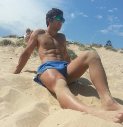 tennboys:  #ripped #sunbathing