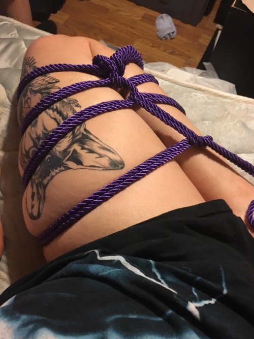 daddysbabykittycat:  I’ve been playing with rope for like three hours 😊 