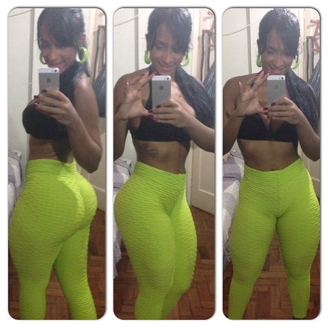 122393420:  Pryscila Silva
