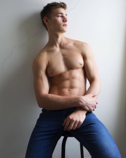 taur:  Luca Heubl for Vanity Teen by Keith Archer