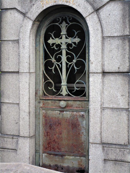 Ten mausoleums at Saint-Vincent Cemetery, Montmartre, ParisPhotos by Charles Reeza - October 2021