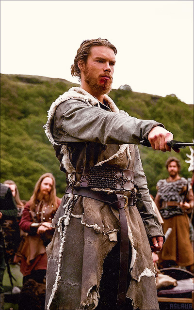 Sam Corlett in Vikings: Valhalla (s1) as Leif Eriksson