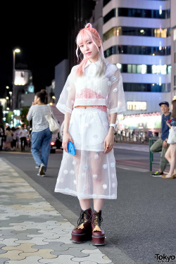tokyo-fashion:  Eva Cheung on the street