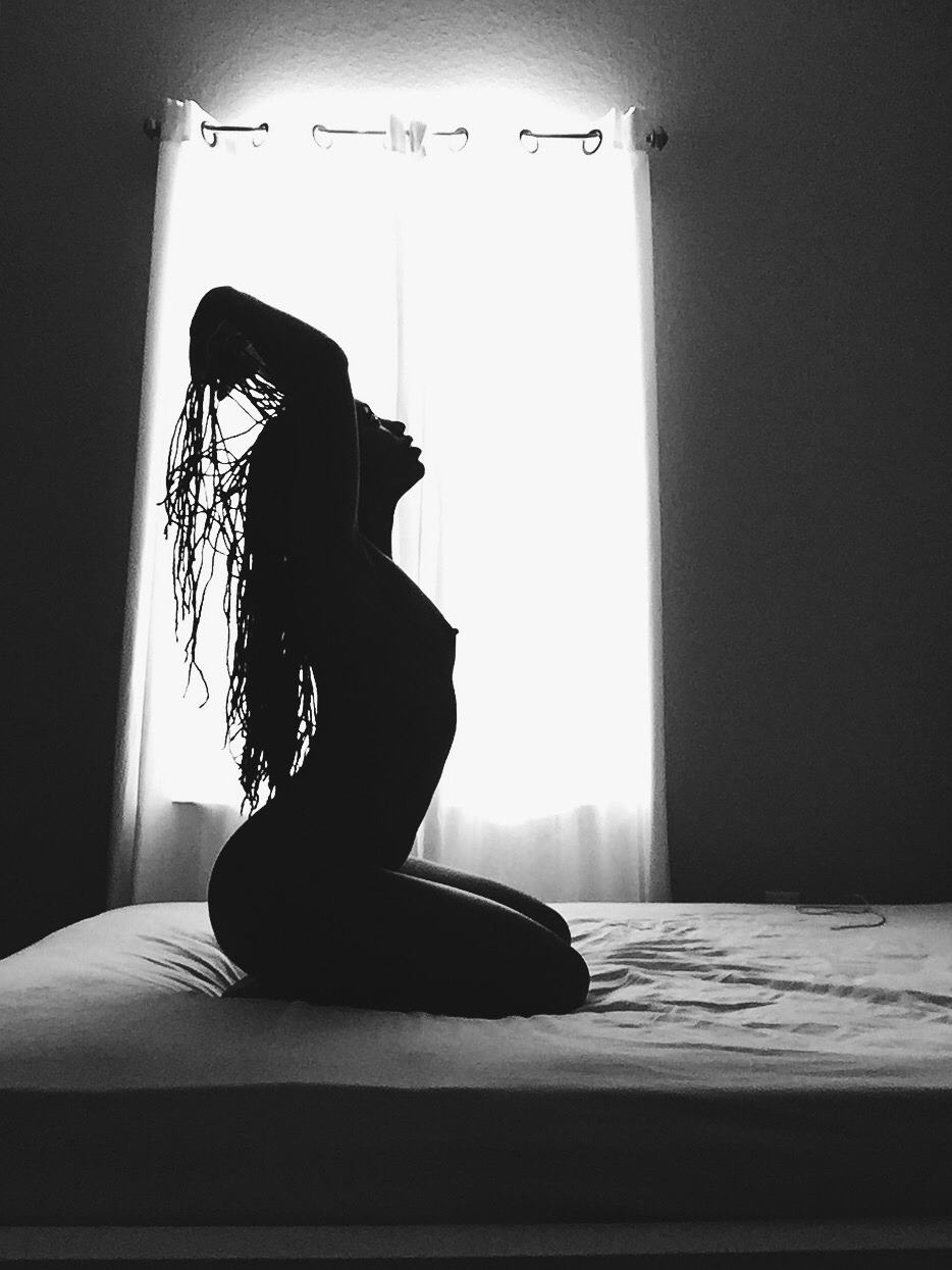 teresestheory:  Love yourself. 8|4