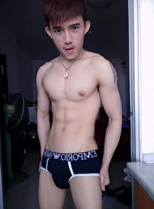 banxianqs2:  转自搜同https://76.164.232.70thai