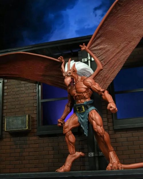 ¡Menudo espectáculo! Cómo se está luciendo NECA con sus figuras de Gárgolas A Goliath, Demona, Huds