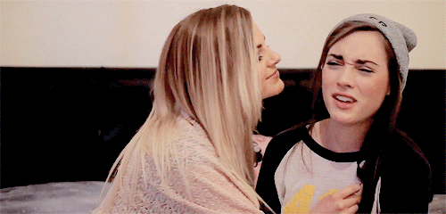 Rose’s face is the sweetest thing ever @roseellendix @roxeterawr