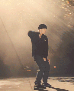 respect-for-marshall-mathers:  huh okay haha ♥♥♥ 
