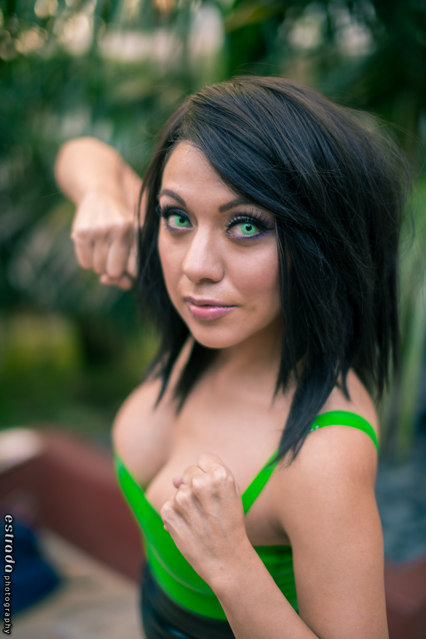 xnickyurinex:  The Powerpuff GirlsPhotographer: Estrada PhotographyCosplayers: Kelly