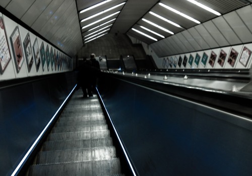 dulldrops:  everybody’s lonely 
